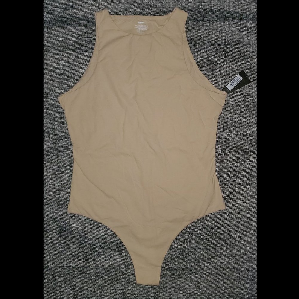 NWT SKIMS LARGE Fits Everybody High Neck Bodysuit SAND